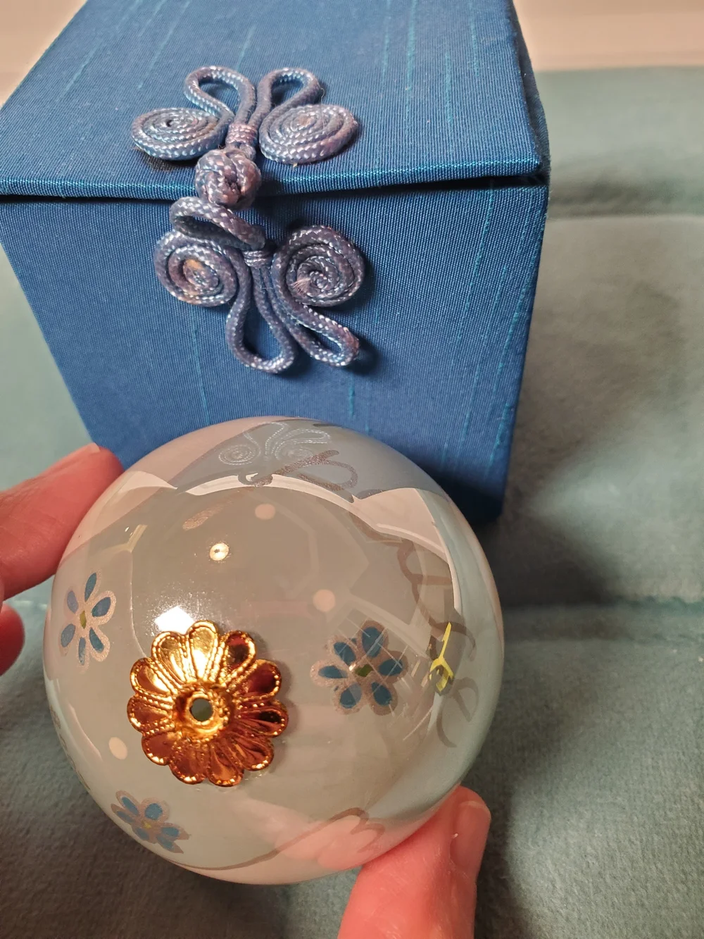 Vintage 2002 Pier 1 Li Bien Peace Dove Glass Ornament with Box